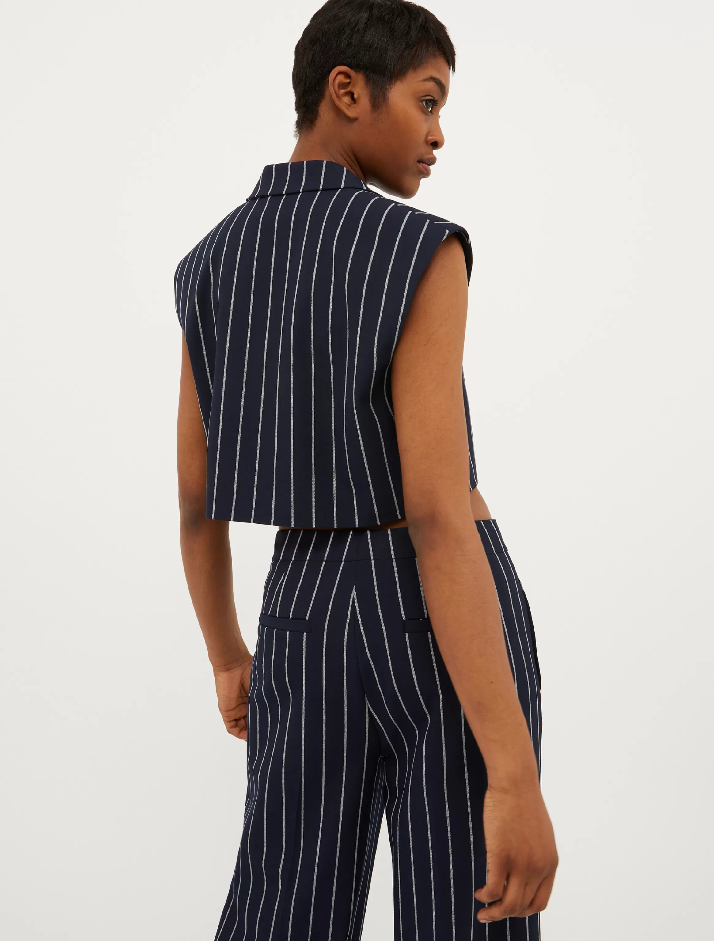 Cropped pinstriped waistcoat*Max&Co Store