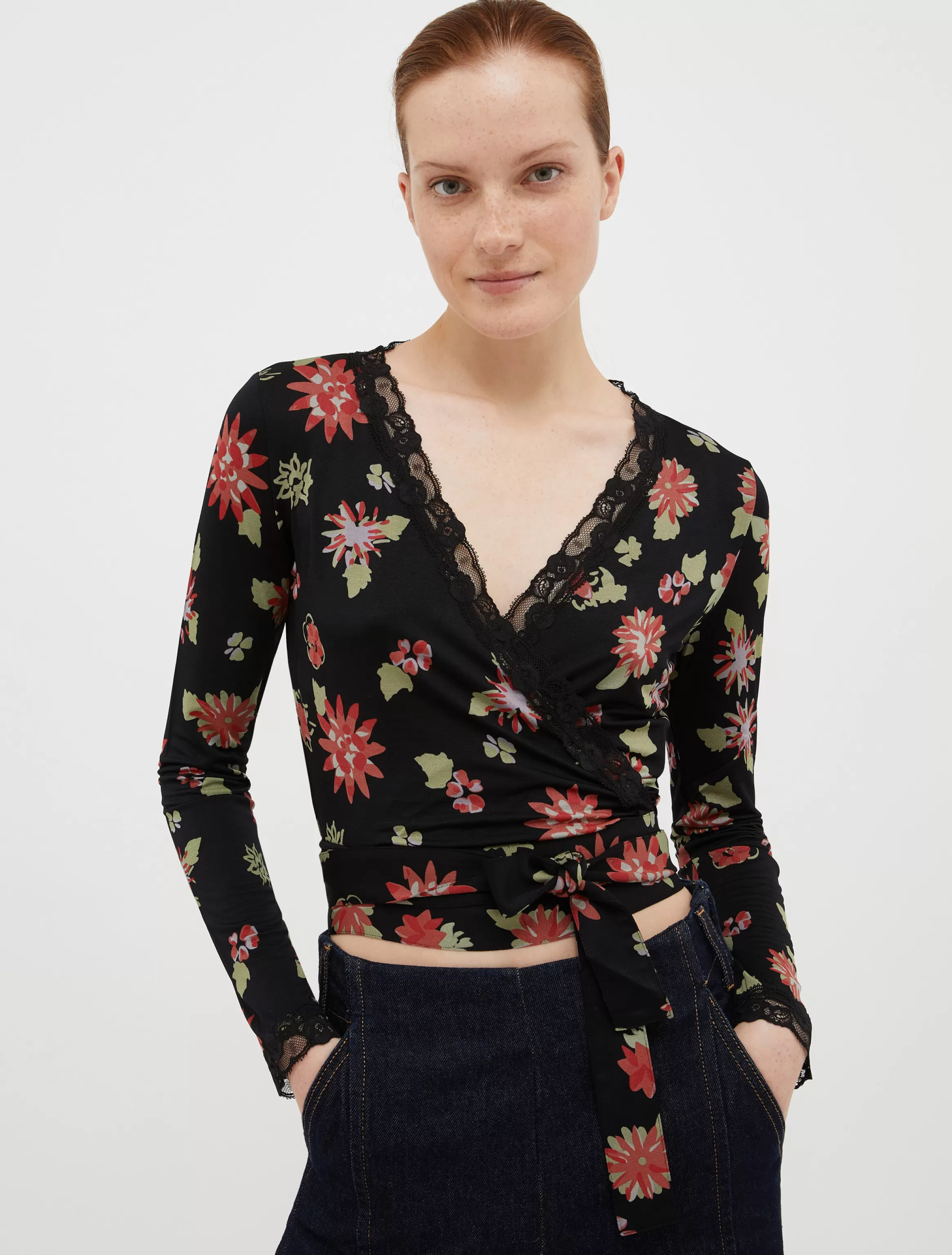 Floral print jersey top with lace edges*Max&Co Sale