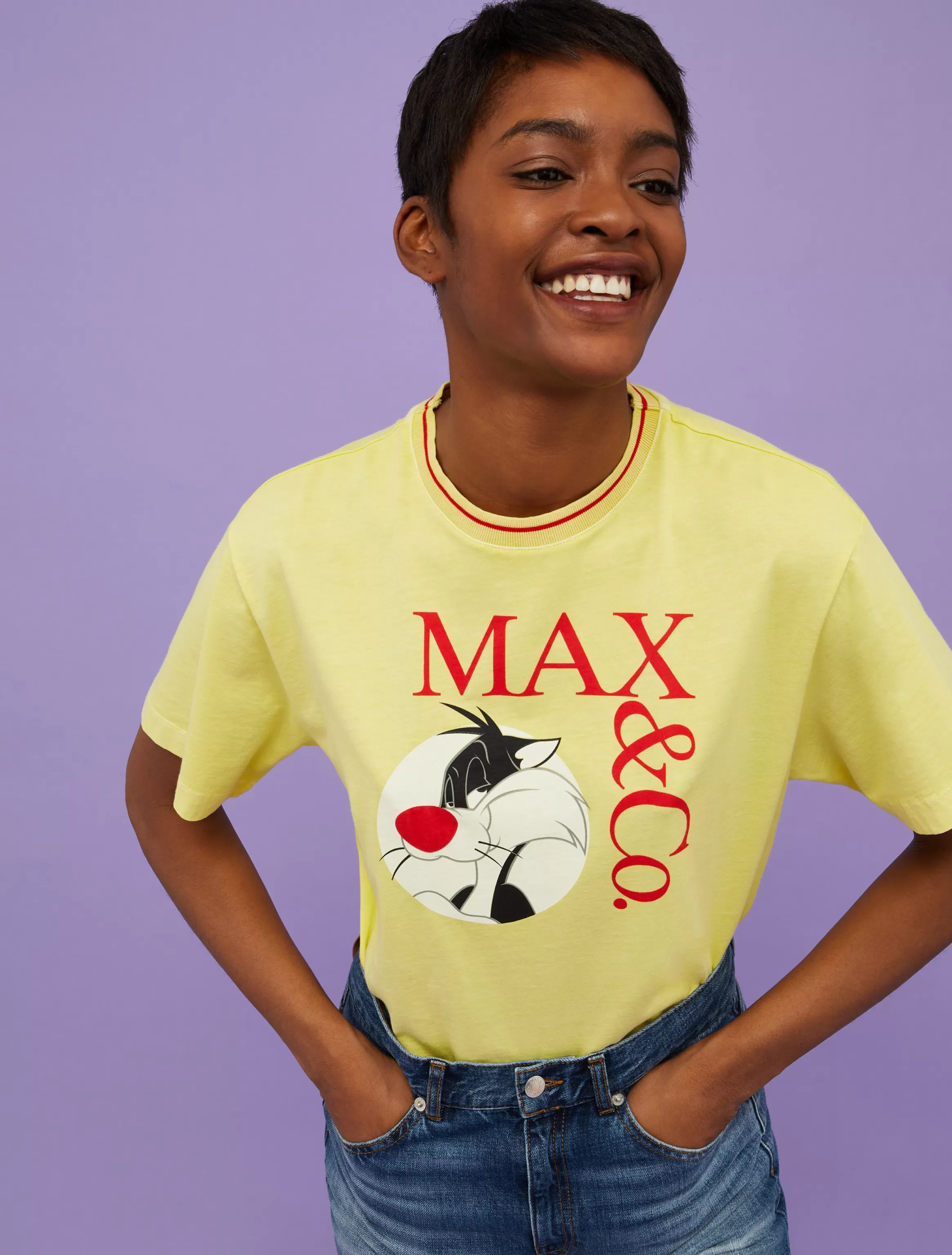 Logo-print T-shirt . with Looney Tunes*Max&Co Flash Sale