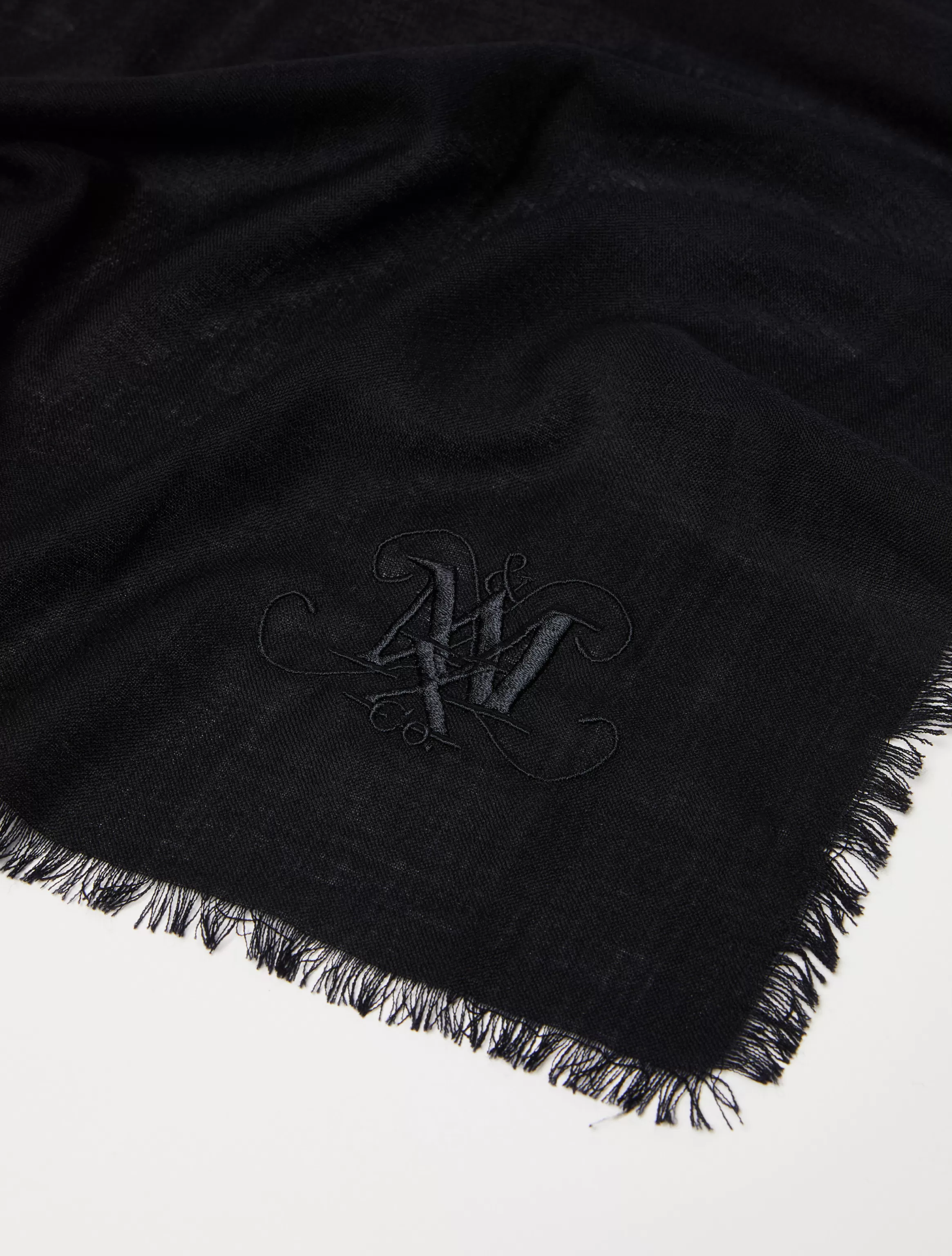 Monogrammed wool stole*Max&Co Online