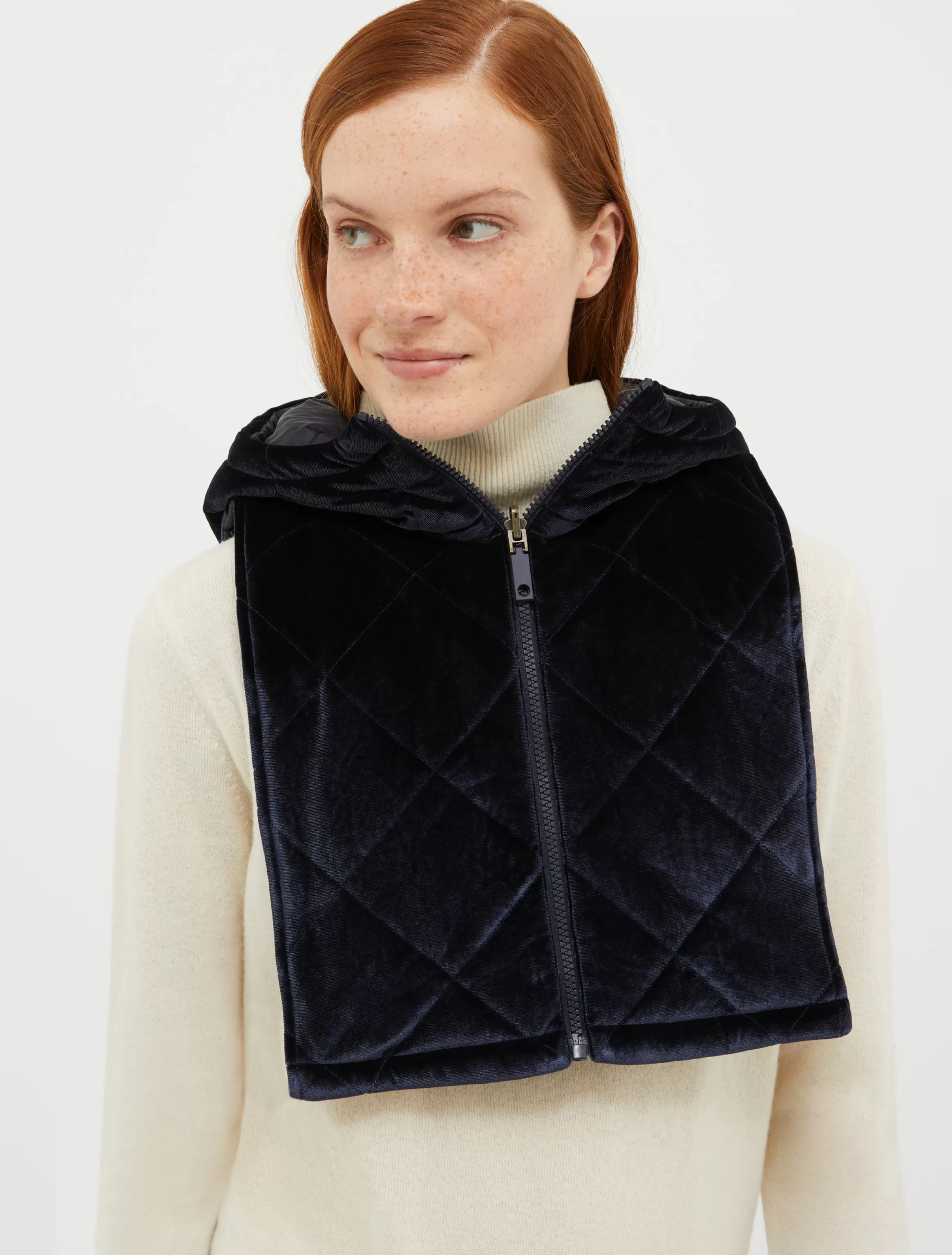 Reversible hooded collar*Max&Co Clearance